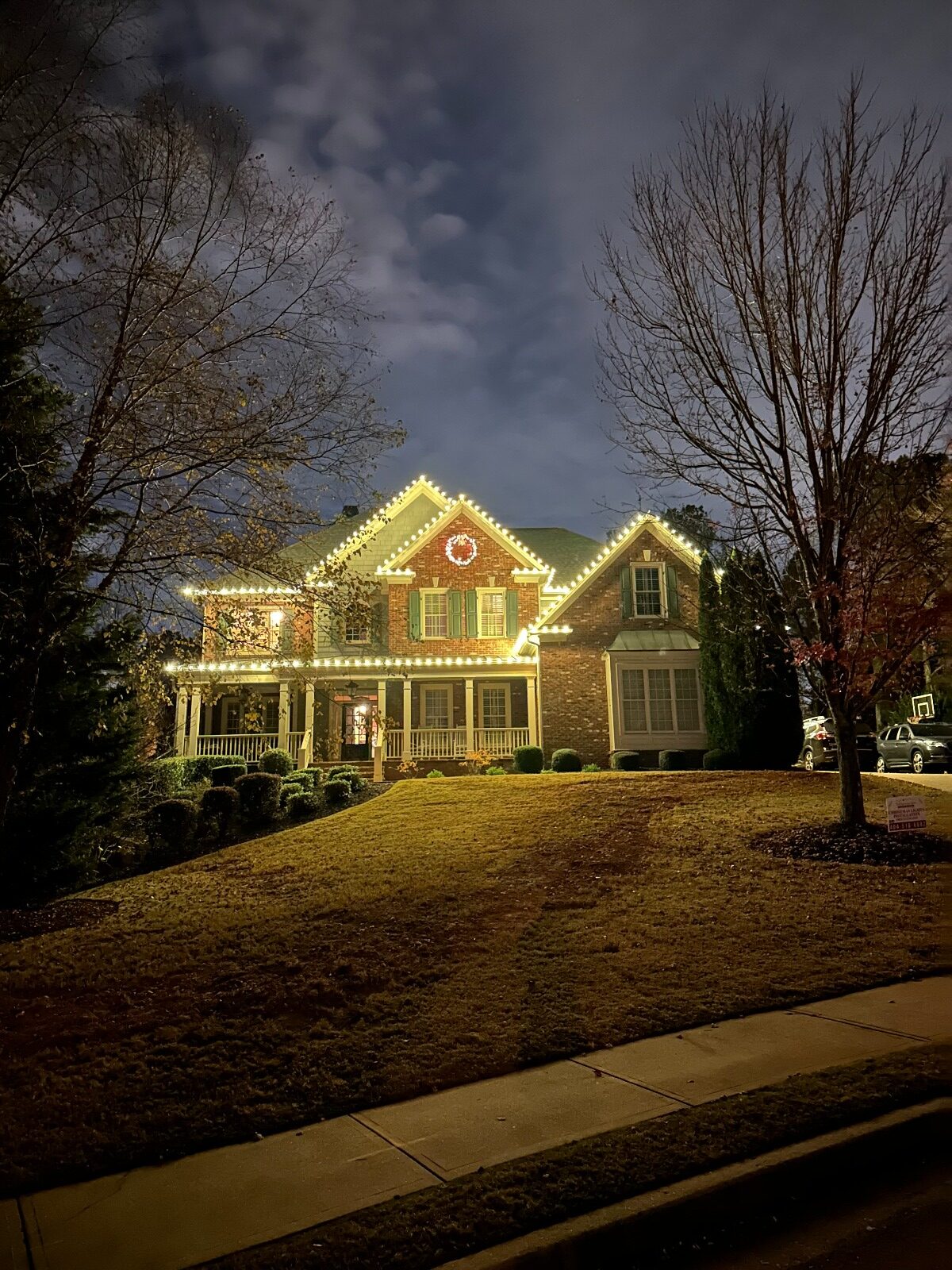 Transform your Homes this season with Atlanta's Best Christmas Light decors